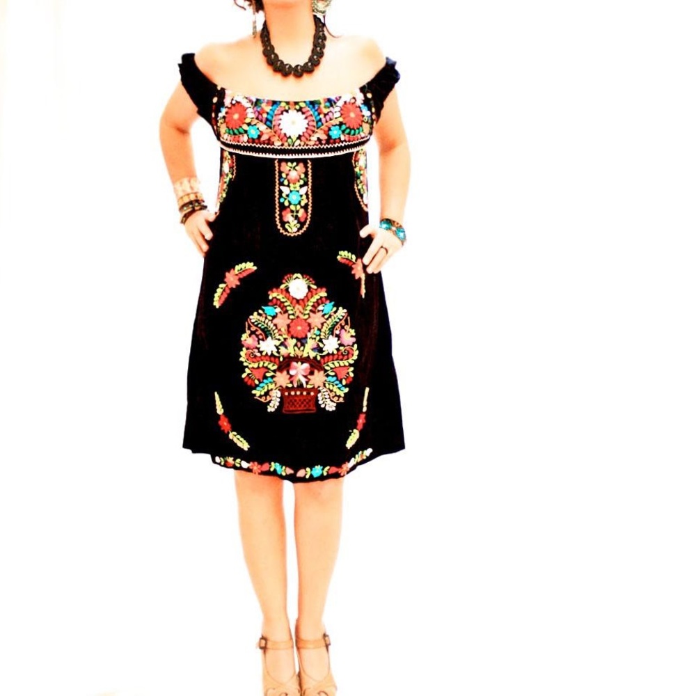 Mexican Dress Embroidered Aida Coronado